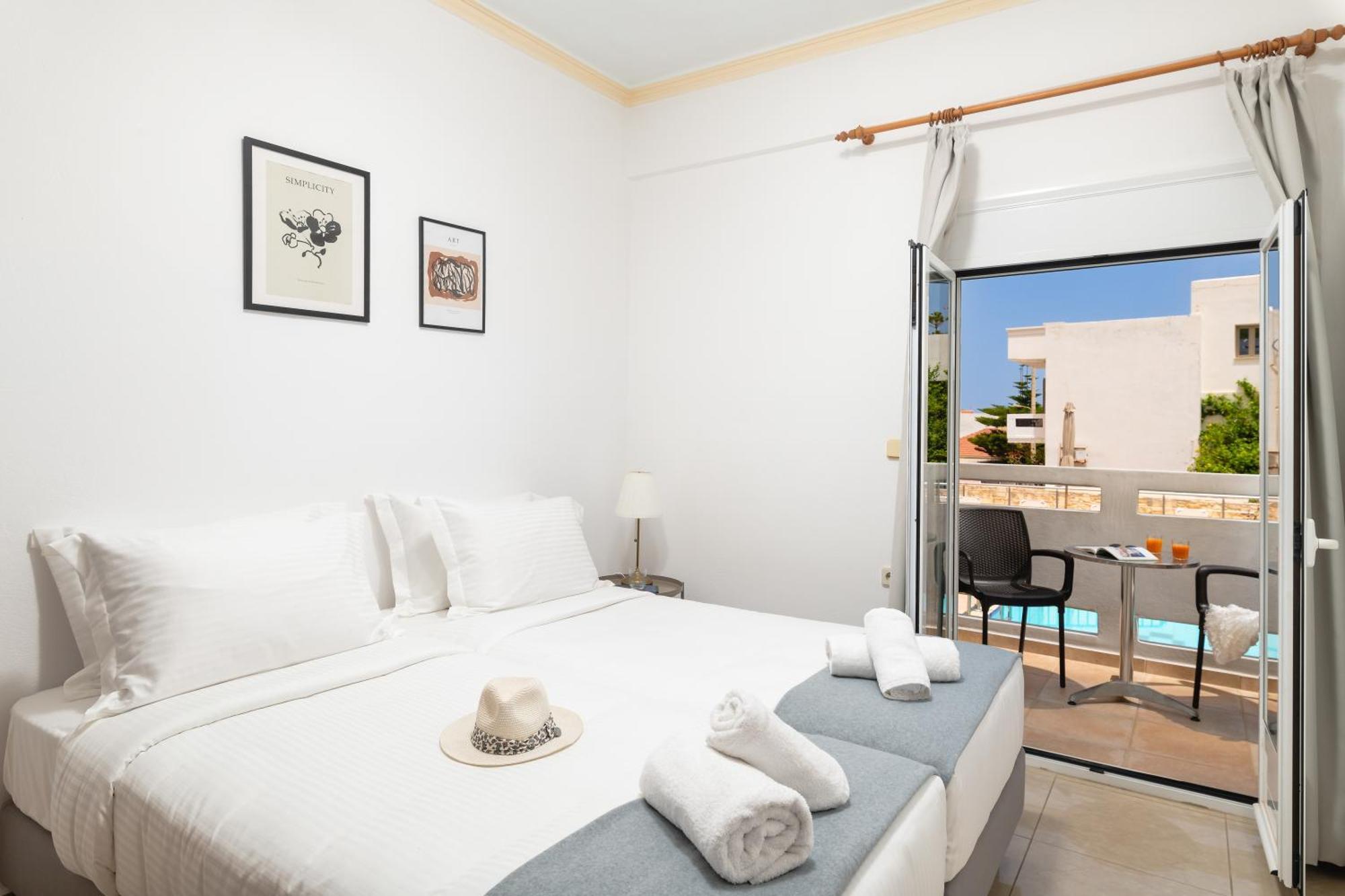 Thelesi Apartments Сталос Екстер'єр фото