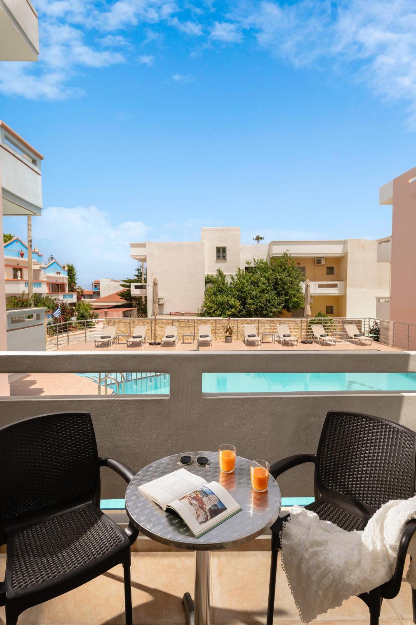 Thelesi Apartments Сталос Екстер'єр фото