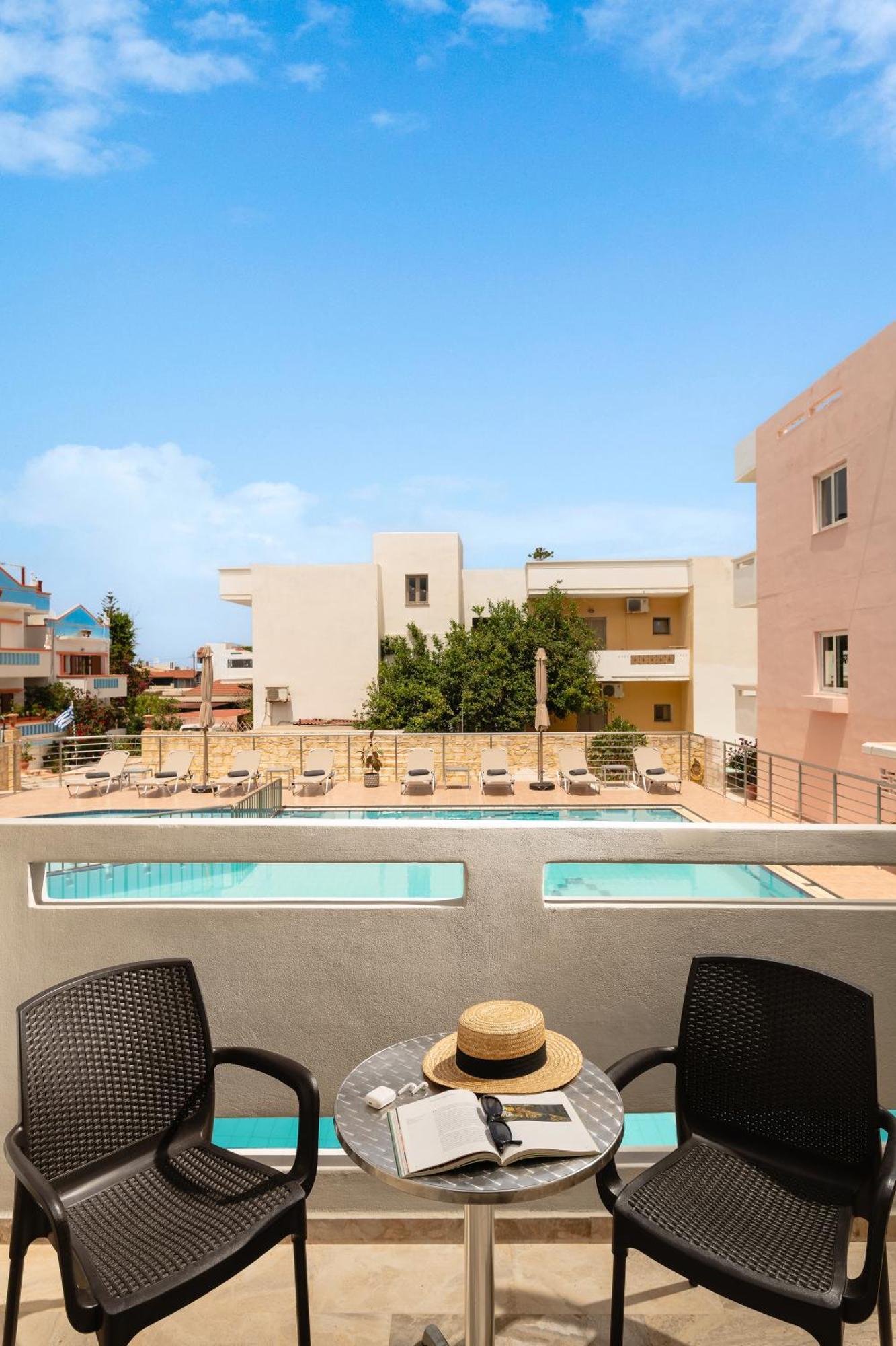 Thelesi Apartments Сталос Екстер'єр фото